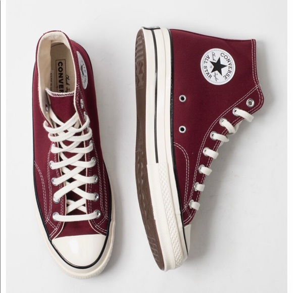 NWT Converse High tops 70! Men Size 10 / Women’s Size 12 !